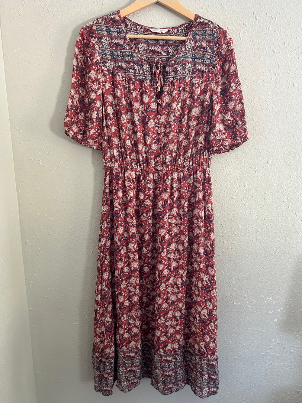 Lucky Brand Red Floral Smocked Midi Dress Bohemian Stretch Comfy Casual Medium